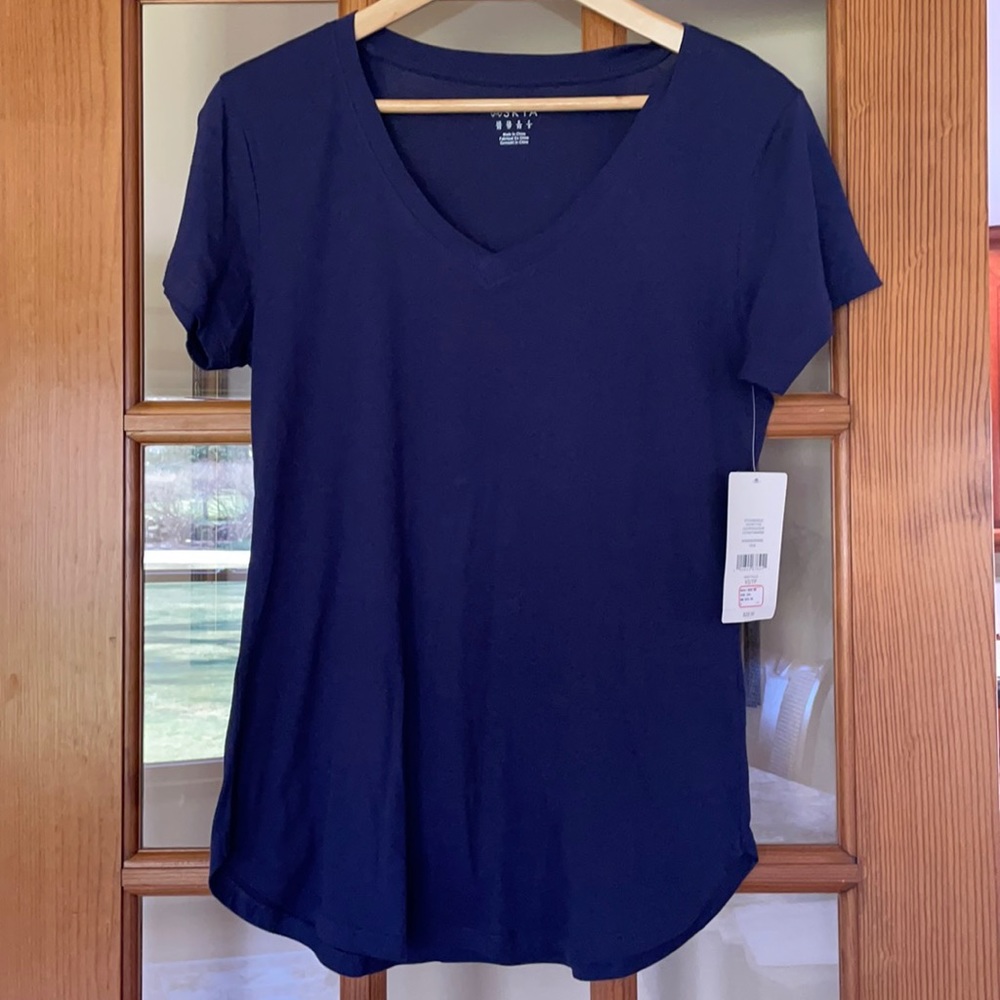 NWT Askya Navy Blue V Neck T Shirt